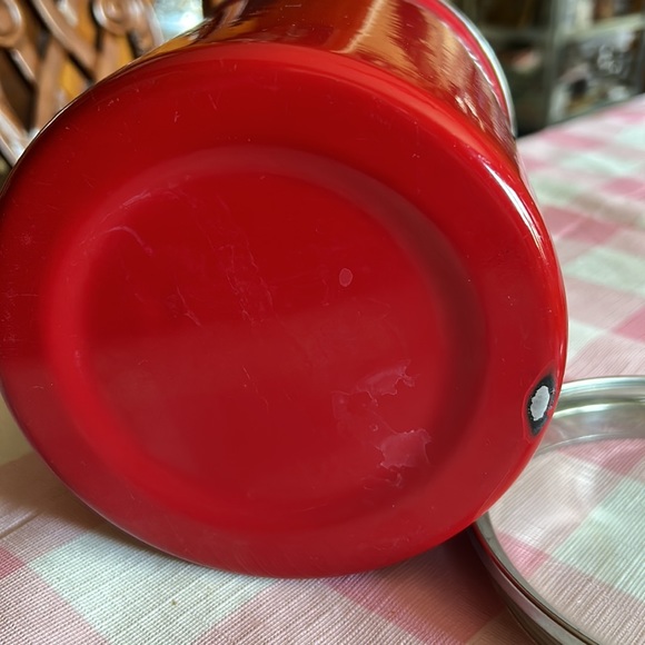 Vintage red enamel canister/ice bucket with clear glass lid. Metal accents. ♥️ - Picture 3 of 4